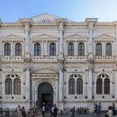 Religious buildings completed in the 1560s