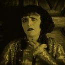 The Spanish Dancer - Pola Negri - 454 x 337