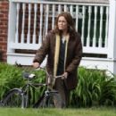 Sigourney Weaver – With a vintage bicycle for ‘Call June’ set in Hartford - 454 x 303