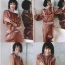 Anne Hathaway - Elle Magazine Pictorial [Japan] (June 2023) - 454 x 615