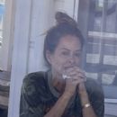 Brooke Burke – Pictured during a lunch date with a friend in Malibu - 454 x 681