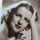 Betty Furness - Cine Mundial Magazine Pictorial [United States] (May 1936) - 454 x 592