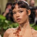 Taylor Russell – The 2024 Met Gala Celebrating ‘Sleeping Beauties Reawakening Fashion’ in New York - 454 x 681