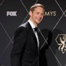 Alexander Skarsgård - The 75th Primetime Emmy Awards (2024) - 408 x 612