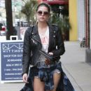 Ashley Benson and Ryan Good in Los Angeles, California (February 4) - 454 x 595