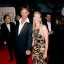 Rupert Everett and Julia Roberts - The 55th Annual Golden Globe Awards (1998) - 401 x 612