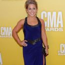 Shawn Johnson arrives at the 46th annual Country Music Awards - 365 x 594