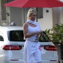 Nicollette Sheridan – On a lunch with a friend in Beverly Hills - 454 x 681