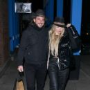 Corinne Olympios – Spotted with a mystery man while leaving Kemo Sabe in Aspen - 454 x 681