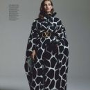 Julia Bergshoeff – Harper’s Bazaar Espana Magazine (December 2019) - 454 x 588