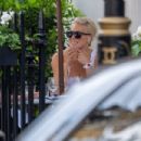Hannah Waddingham – On a lunch with friends in London’s Soho - 454 x 303