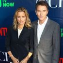 Téa Leoni and Tim Daly - 454 x 586