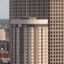 Skyscraper hotels in Wisconsin