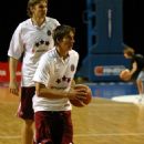 Latvian expatriate basketball people in Spain