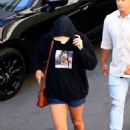 Taylor Swift – Spotted at celebrity skincare hotspot Epione in Beverly Hills
