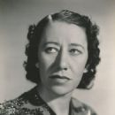 Flora Robson - 454 x 573