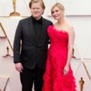 Jesse Plemons and Kirsten Dunst - The 94th Annual Academy Awards (2022) - 408 x 612
