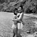 Joan Blackman and Elvis Presley - 454 x 580