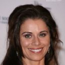 Jennifer Taylor - 400 x 620