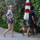 Lindsey Vonn – Seen with her new boyfriend Diego Osorio in Miami Beach - 454 x 360