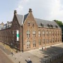 Arts organizations established in 1838