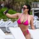 Angela White – In a bikini in Miami Beach - 454 x 681