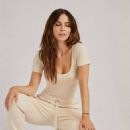 Lena Meyer Landrut – About less – about you Collection 2021 - 454 x 605