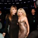 Miley Cyrus and Sabrina Carpenter - The 67th Annual Grammy Awards - Backstage - 454 x 303