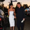 Gigi Hadid – And Bella Hadid With parents arriving at Luiz Mattos’ 50th birthday party - 454 x 599