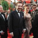 Ralph Fiennes and Francesca Annis At The 69th Annual Academy Awards (1997) - 295 x 498