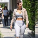 Nicole Murphy – Seen during lunch with a friend in Beverly Hills - 454 x 681