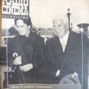 Charles Chaplin - Radio Cinéma Télévision Magazine Cover [France] (7 July 1957)