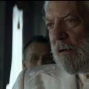 The Hunger Games: Mockingjay - Part 1 - Donald Sutherland - 454 x 192