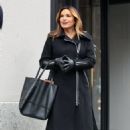 Mariska Hargitay &#8211; On set of &#8216;Law and Order Special Victims Unit&#8217; in Chelsea