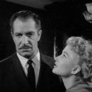 House on Haunted Hill - Carol Ohmart - 454 x 256