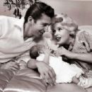 Jayne Mansfield and Mickey Hargitay - 454 x 304