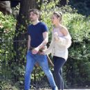 Roxanne McKee – With her boyfriend enjoying the lovely weather in London - 454 x 520