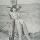 Bettie Page - Modern Man Magazine Pictorial [United States] (February 1955) - 454 x 610