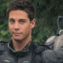 Dean Geyer - 454 x 318