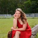 Bindi Irwin - 454 x 698