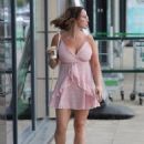 Chanelle Hayes – Shopping canids in Wakefield - 454 x 588
