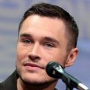 Sam Underwood - 454 x 665