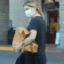 Mischa Barton – Grocery shopping at VONS in Los Angeles