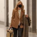 Laura Dern – Spotted at LAX Airport in Los Angeles - 454 x 681