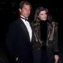 Parker Stevenson and Kirstie Alley - The 47th Annual Golden Globe Awards 1990 - 445 x 612