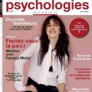 Charlotte Gainsbourg – Psychologies France (January 2022) - 454 x 586