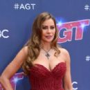 Sofia Vergara – attends the America’s Got Talent Season 17 Kick-Off Red Carpet in Pasadena - 454 x 303