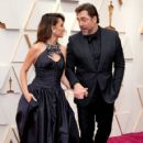 Penélope Cruz and Javier Bardem - The 94th Annual Academy Awards (2022) - 421 x 612