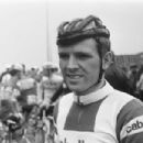 Cycling teams established in 1962