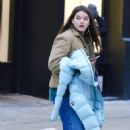 Suri Cruise – Carrying a pink luggage in New York - 454 x 746